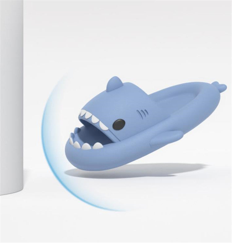 Claquette Requin Maeu